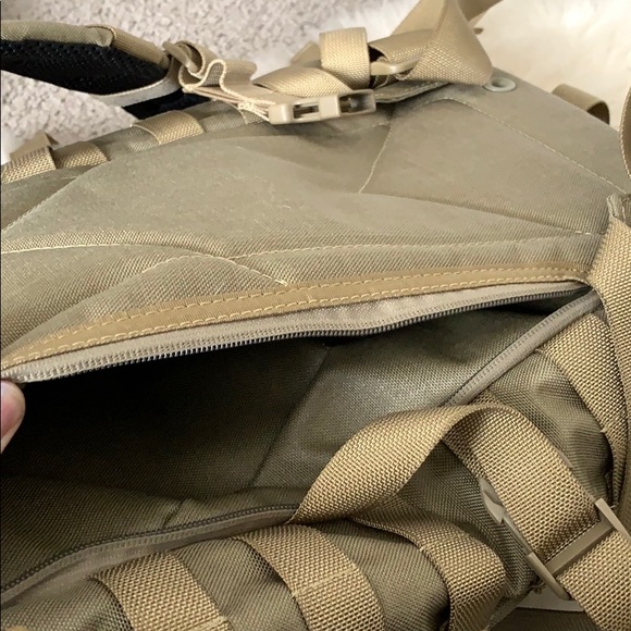 Military grade Backpack - Picture 7 of 8